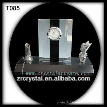 Magnifique horloge en cristal K9 T085